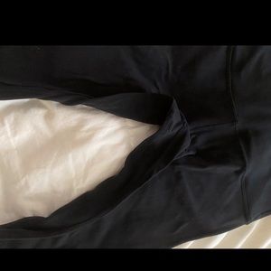 Black lulu lemon aligns full length